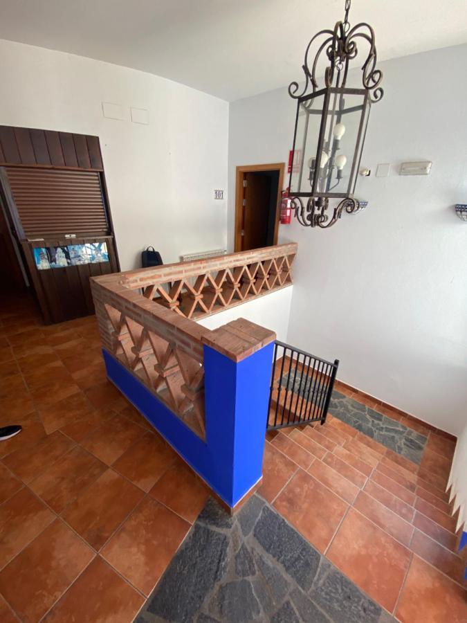 Hotel Rural La Posada De Las Cigueenas Jerez De Los Caballeros Exterior photo