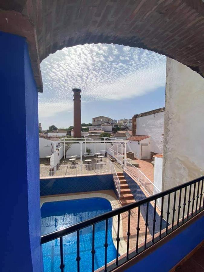 Hotel Rural La Posada De Las Cigueenas Jerez De Los Caballeros Exterior photo